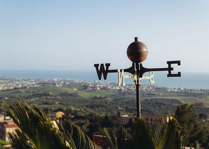 ベッド・アンド・ブレックファスト Triskeles 4*