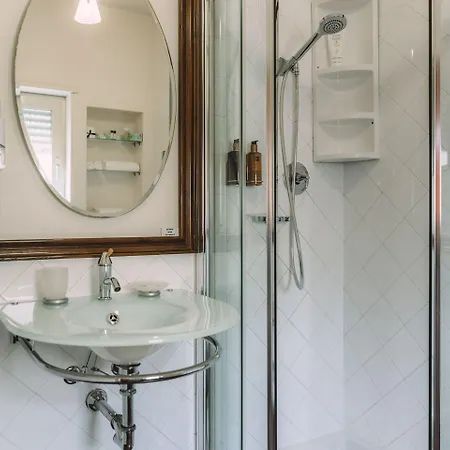 Triskeles Bed & Breakfast 4*